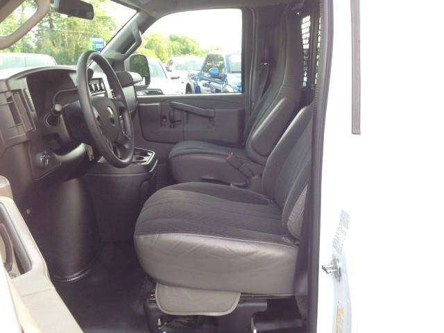 Used GMC Savana Cargo Van 2500 w/ rearCam 2018 | Car Revolution. Maple Shade, New Jersey Used GMC Savana Cargo Van 2500 w/ rearCam 2018 | Car Revolution. Maple Shade, New Jersey