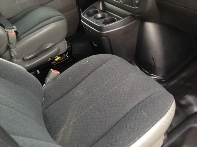 Used GMC Savana Cargo Van 2500 w/ rearCam 2018 | Car Revolution. Maple Shade, New Jersey Used GMC Savana Cargo Van 2500 w/ rearCam 2018 | Car Revolution. Maple Shade, New Jersey