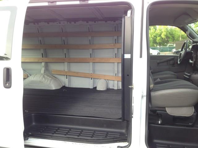 Used GMC Savana Cargo Van 2500 w/ rearCam 2018 | Car Revolution. Maple Shade, New Jersey Used GMC Savana Cargo Van 2500 w/ rearCam 2018 | Car Revolution. Maple Shade, New Jersey