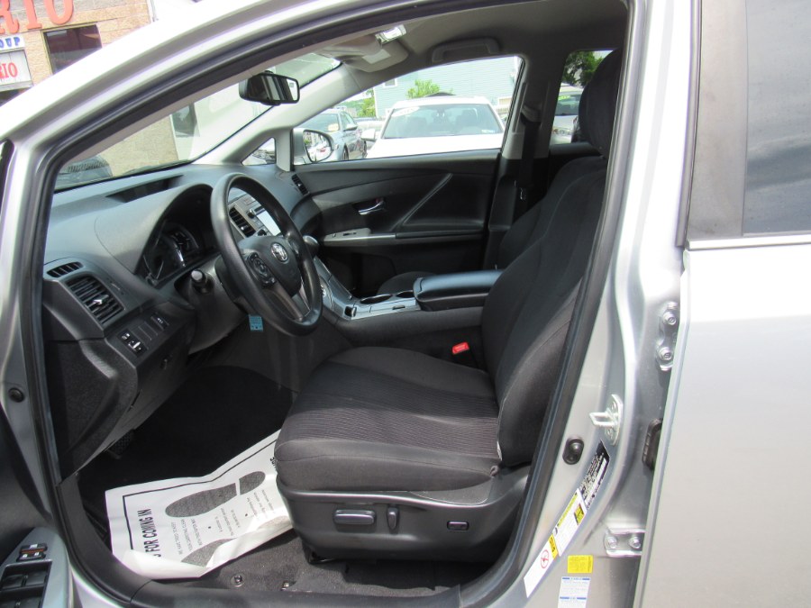 Used Toyota Venza LE 2015 | Hilario's Auto Sales Inc.. Worcester, Massachusetts Used Toyota Venza LE 2015 | Hilario's Auto Sales Inc.. Worcester, Massachusetts