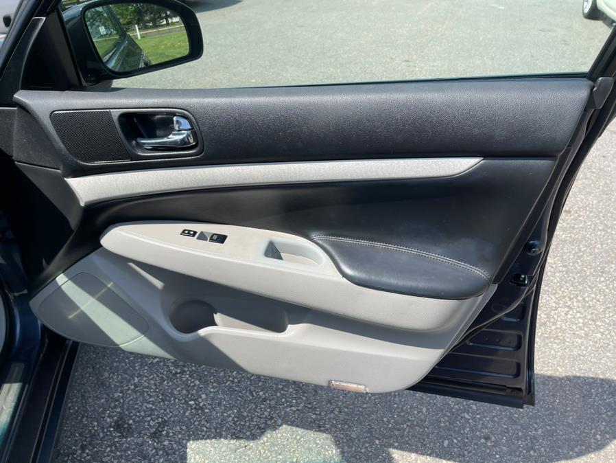 2008 Infiniti G35 Sedan 4dr x AWD, available for sale in South Windsor, Connecticut | Mike And Tony Auto Sales, Inc. South Windsor, Connecticut 2008 Infiniti G35 Sedan 4dr x AWD, available for sale in South Windsor, Connecticut | Mike And Tony Auto Sales, Inc. South Windsor, Connecticut