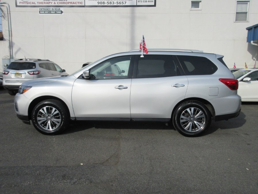 Used Nissan Pathfinder 4x4 SV 2020 | Route 27 Auto Mall. Linden, New Jersey Used Nissan Pathfinder 4x4 SV 2020 | Route 27 Auto Mall. Linden, New Jersey