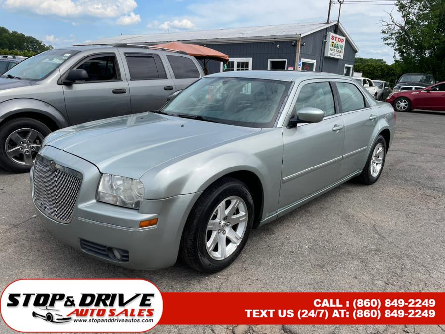 2006 Chrysler 300 4dr Sdn 300 Touring, available for sale in East Windsor, Connecticut | Stop & Drive Auto Sales. East Windsor, Connecticut