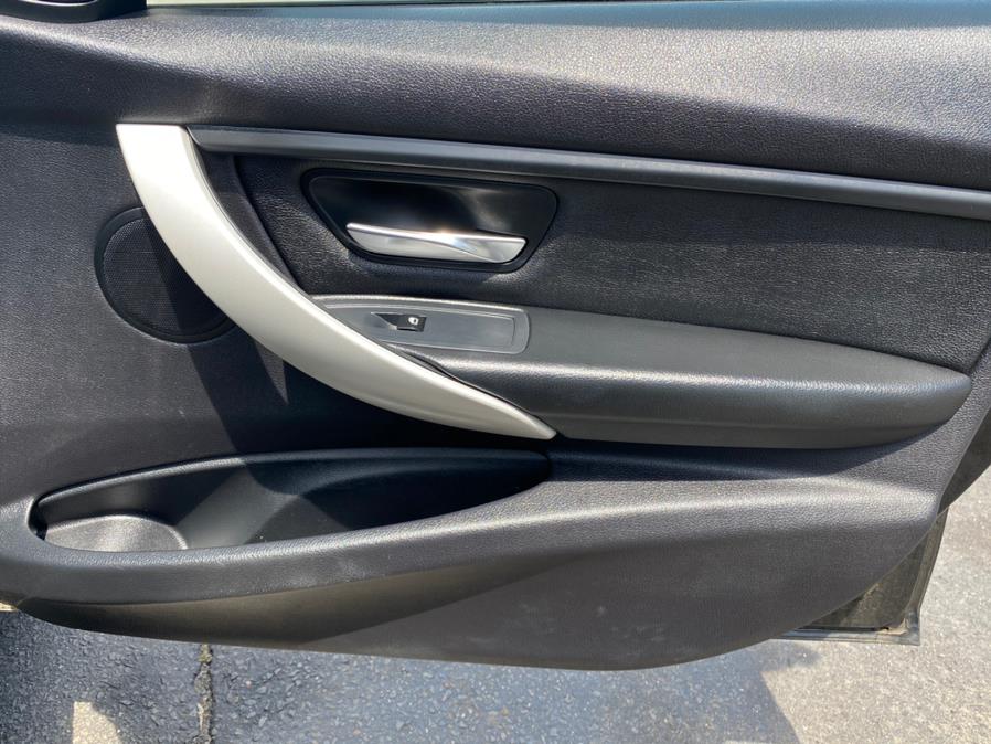 Used BMW 3 Series 4dr Sdn 328i RWD 2013 | Lava Motors 2 Inc. Canton, Connecticut Used BMW 3 Series 4dr Sdn 328i RWD 2013 | Lava Motors 2 Inc. Canton, Connecticut