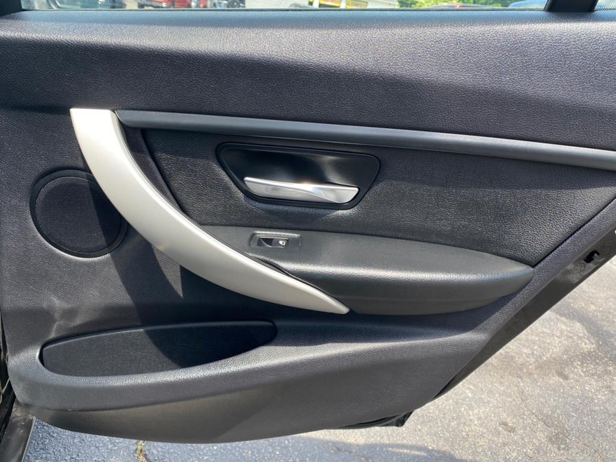 Used BMW 3 Series 4dr Sdn 328i RWD 2013 | Lava Motors 2 Inc. Canton, Connecticut Used BMW 3 Series 4dr Sdn 328i RWD 2013 | Lava Motors 2 Inc. Canton, Connecticut