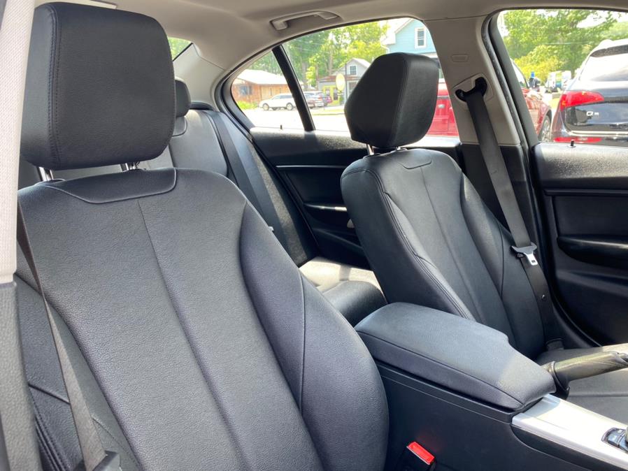Used BMW 3 Series 4dr Sdn 328i RWD 2013 | Lava Motors 2 Inc. Canton, Connecticut Used BMW 3 Series 4dr Sdn 328i RWD 2013 | Lava Motors 2 Inc. Canton, Connecticut