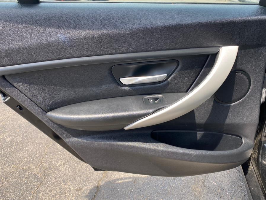 Used BMW 3 Series 4dr Sdn 328i RWD 2013 | Lava Motors 2 Inc. Canton, Connecticut Used BMW 3 Series 4dr Sdn 328i RWD 2013 | Lava Motors 2 Inc. Canton, Connecticut