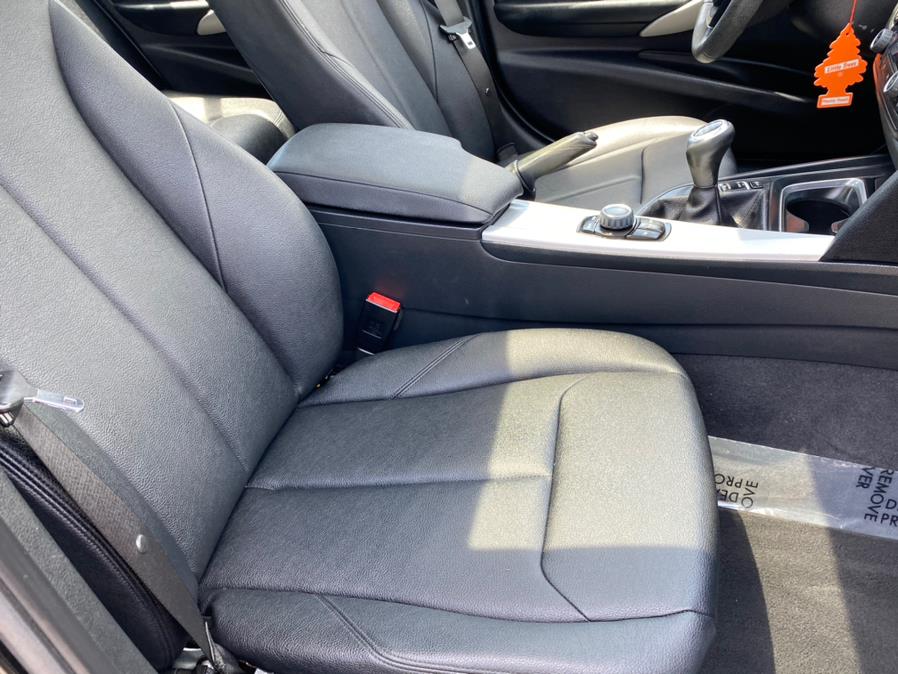 Used BMW 3 Series 4dr Sdn 328i RWD 2013 | Lava Motors 2 Inc. Canton, Connecticut Used BMW 3 Series 4dr Sdn 328i RWD 2013 | Lava Motors 2 Inc. Canton, Connecticut
