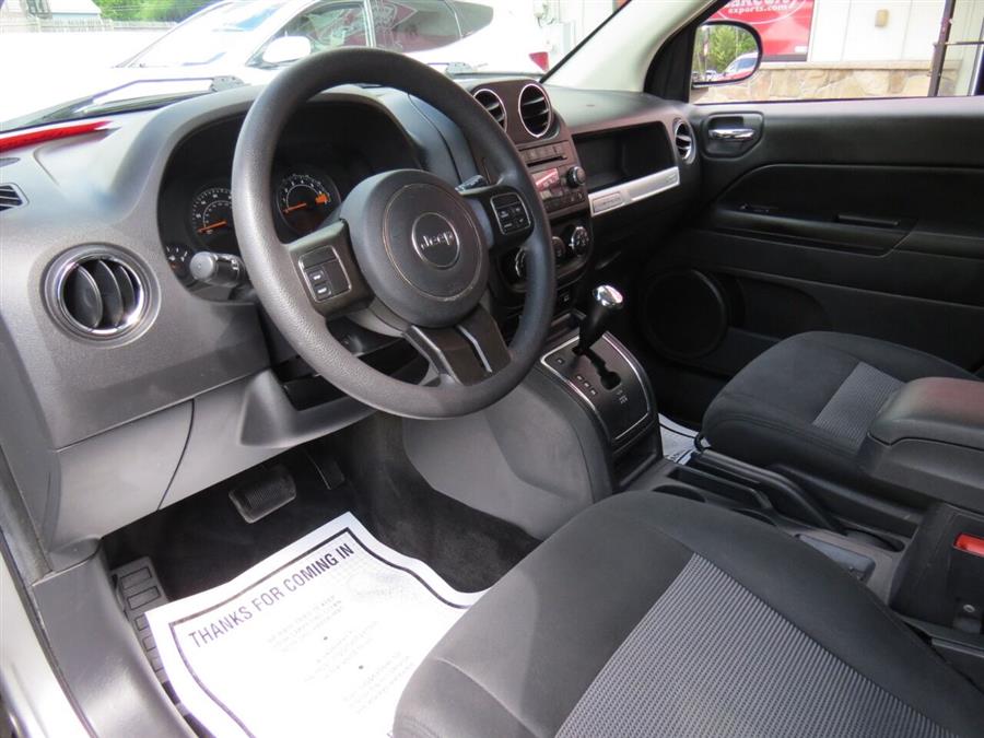 Used Jeep Compass Sport 4X4 4dr SUV 2017 | Lake City Exports Inc. Auburn, Maine Used Jeep Compass Sport 4X4 4dr SUV 2017 | Lake City Exports Inc. Auburn, Maine