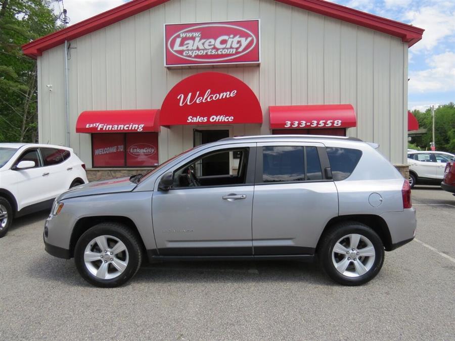 Used Jeep Compass Sport 4X4 4dr SUV 2017 | Lake City Exports Inc. Auburn, Maine Used Jeep Compass Sport 4X4 4dr SUV 2017 | Lake City Exports Inc. Auburn, Maine