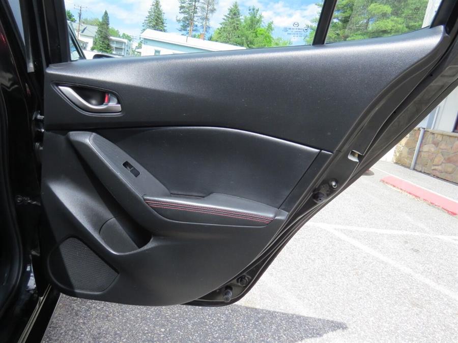 Used Mazda Mazda3 i Grand Touring 4dr Sedan 6A 2016 | Lake City Exports Inc. Auburn, Maine Used Mazda Mazda3 i Grand Touring 4dr Sedan 6A 2016 | Lake City Exports Inc. Auburn, Maine