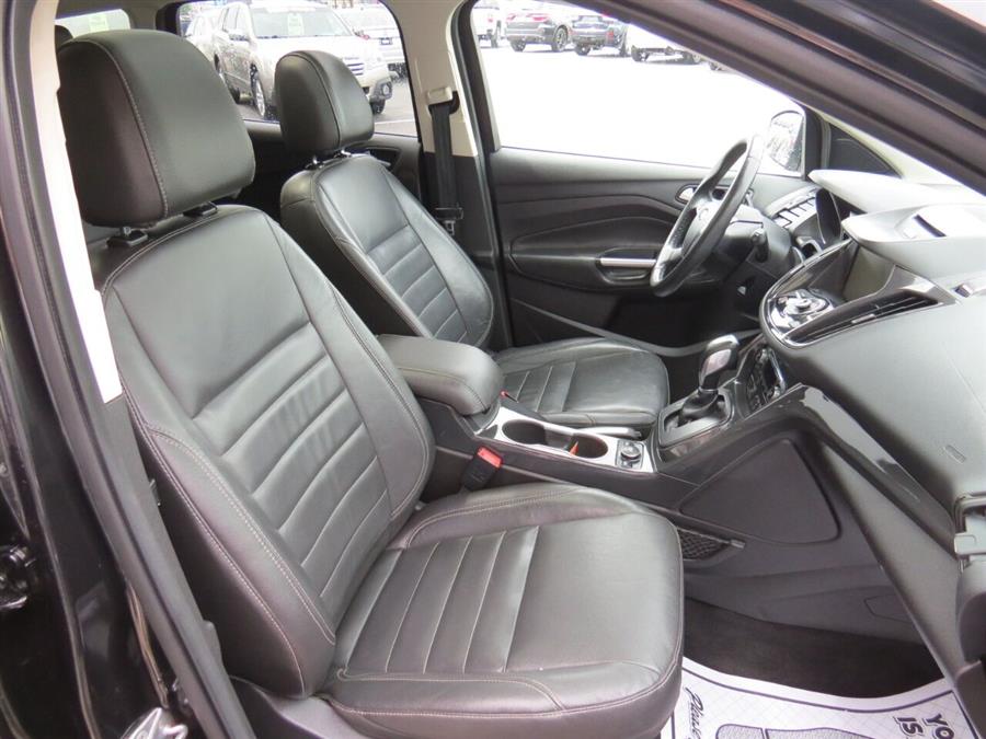Used Ford Escape Titanium AWD 4dr SUV 2015 | Lake City Exports Inc. Auburn, Maine Used Ford Escape Titanium AWD 4dr SUV 2015 | Lake City Exports Inc. Auburn, Maine