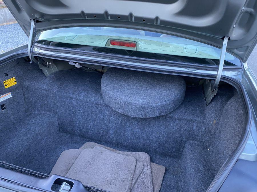 Used Ford Crown Victoria LX Sedan 4D 2001 | Mixcars, Inc. Fredericksburg, Virginia Used Ford Crown Victoria LX Sedan 4D 2001 | Mixcars, Inc. Fredericksburg, Virginia