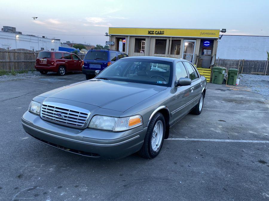 Used Ford Crown Victoria LX Sedan 4D 2001 | Mixcars, Inc. Fredericksburg, Virginia Used Ford Crown Victoria LX Sedan 4D 2001 | Mixcars, Inc. Fredericksburg, Virginia