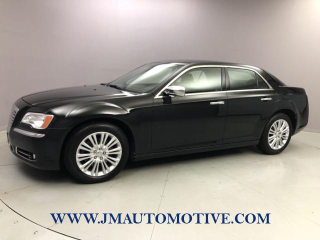 2013 Chrysler 300 4dr Sdn 300C AWD, available for sale in Naugatuck, Connecticut | J&M Automotive Sls&Svc LLC. Naugatuck, Connecticut