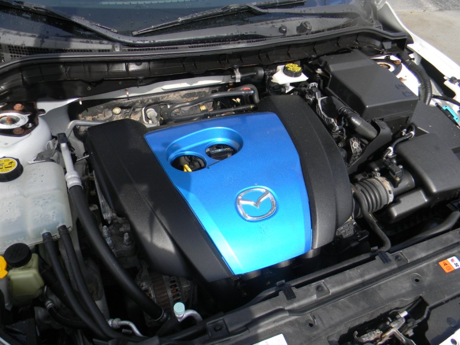 Used Mazda Mazda3 5dr HB Auto i Touring 2013 | M&M Vehicles Inc dba Central Motors. Southborough, Massachusetts Used Mazda Mazda3 5dr HB Auto i Touring 2013 | M&M Vehicles Inc dba Central Motors. Southborough, Massachusetts