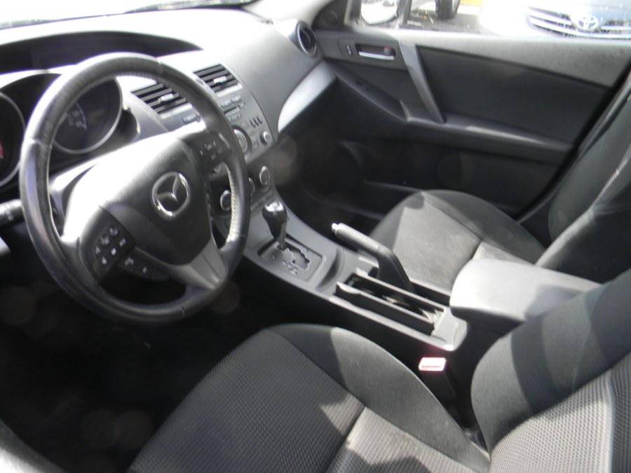 Used Mazda Mazda3 5dr HB Auto i Touring 2013 | M&M Vehicles Inc dba Central Motors. Southborough, Massachusetts Used Mazda Mazda3 5dr HB Auto i Touring 2013 | M&M Vehicles Inc dba Central Motors. Southborough, Massachusetts