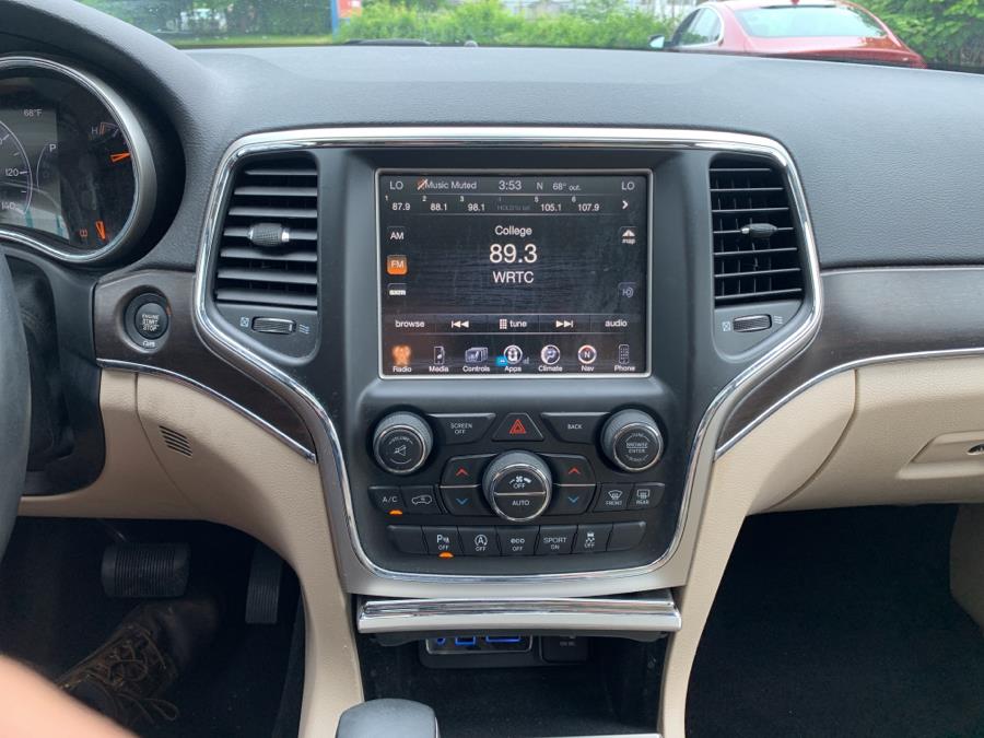 Used Jeep Grand Cherokee Limited 4x4 2017 | Dealertown Auto Wholesalers. Milford, Connecticut Used Jeep Grand Cherokee Limited 4x4 2017 | Dealertown Auto Wholesalers. Milford, Connecticut