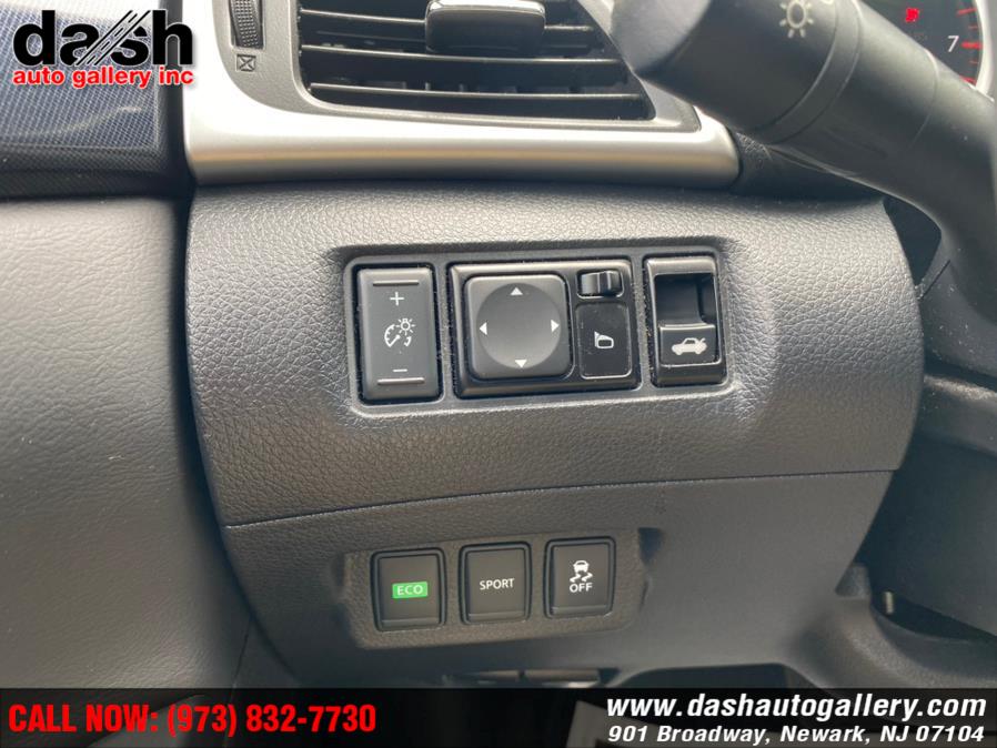 Used Nissan Sentra 4dr Sdn I4 CVT SR 2016 | Dash Auto Gallery Inc.. Newark, New Jersey Used Nissan Sentra 4dr Sdn I4 CVT SR 2016 | Dash Auto Gallery Inc.. Newark, New Jersey