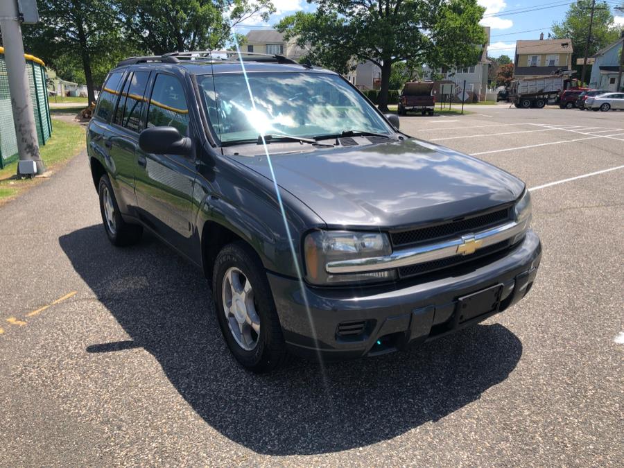 2007 Chevrolet TrailBlazer 4WD 4dr LS, available for sale in Lyndhurst, New Jersey | Cars With Deals. Lyndhurst, New Jersey 2007 Chevrolet TrailBlazer 4WD 4dr LS, available for sale in Lyndhurst, New Jersey | Cars With Deals. Lyndhurst, New Jersey