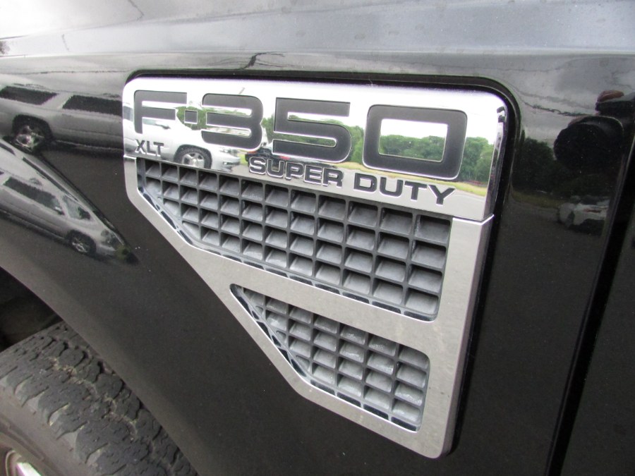 Used Ford Super Duty F-350 SRW 4WD Crew Cab 156" XLT 2010 | United Auto Sales of E Windsor, Inc. East Windsor, Connecticut Used Ford Super Duty F-350 SRW 4WD Crew Cab 156" XLT 2010 | United Auto Sales of E Windsor, Inc. East Windsor, Connecticut