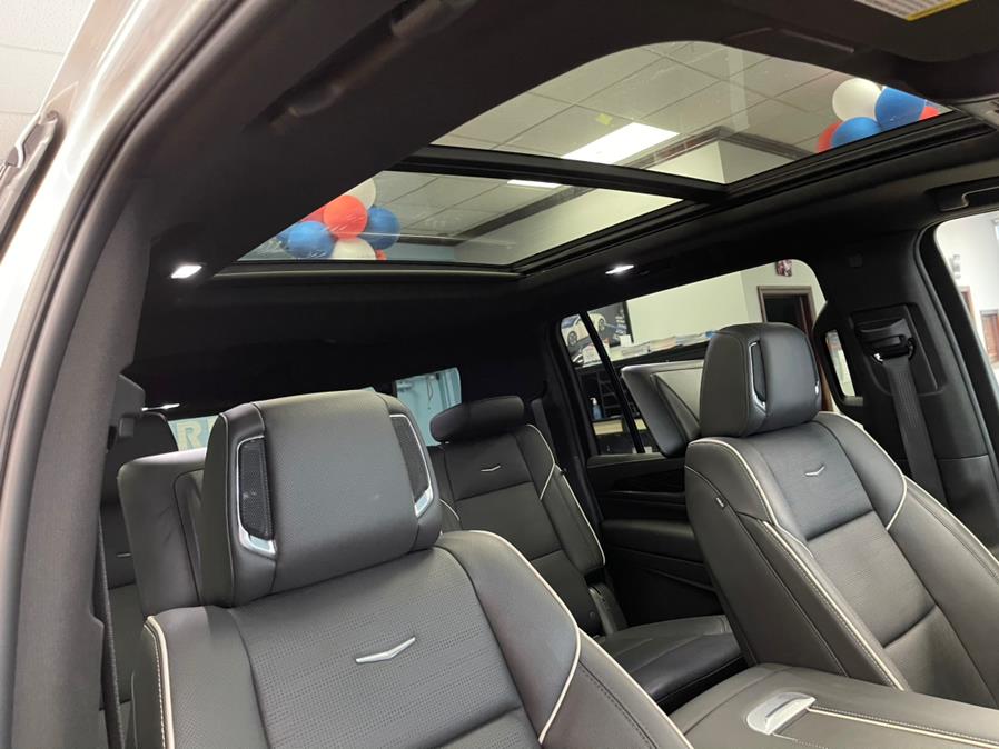 Used Cadillac Escalade ESV 4WD 4dr Sport 2021 | 5 Towns Drive. Inwood, New York Used Cadillac Escalade ESV 4WD 4dr Sport 2021 | 5 Towns Drive. Inwood, New York