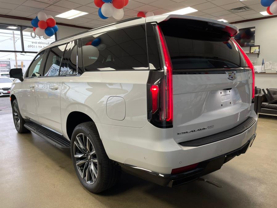 Used Cadillac Escalade ESV 4WD 4dr Sport 2021 | 5 Towns Drive. Inwood, New York Used Cadillac Escalade ESV 4WD 4dr Sport 2021 | 5 Towns Drive. Inwood, New York