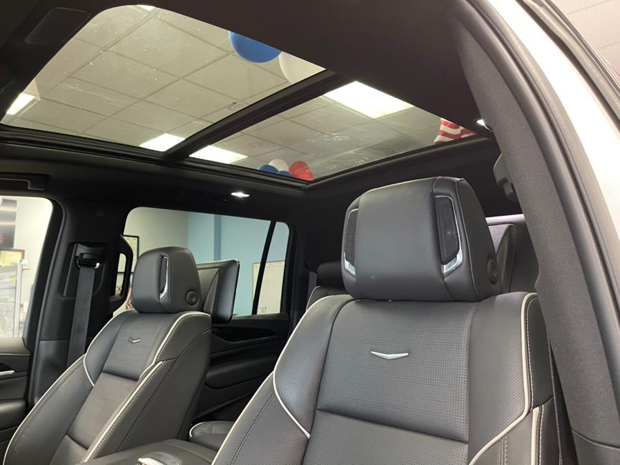 Used Cadillac Escalade ESV 4WD 4dr Sport 2021 | 5 Towns Drive. Inwood, New York Used Cadillac Escalade ESV 4WD 4dr Sport 2021 | 5 Towns Drive. Inwood, New York