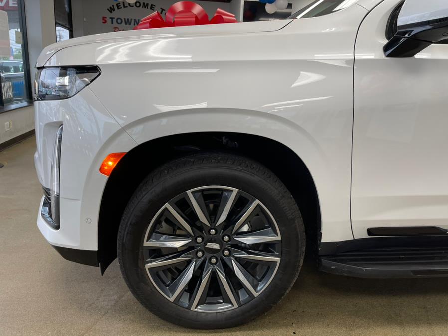 Used Cadillac Escalade ESV 4WD 4dr Sport 2021 | 5 Towns Drive. Inwood, New York Used Cadillac Escalade ESV 4WD 4dr Sport 2021 | 5 Towns Drive. Inwood, New York