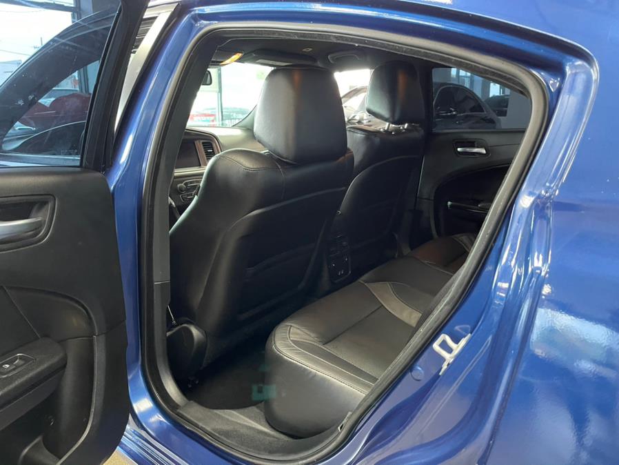 Used Dodge Charger SXT RWD 2019 | 5 Towns Drive. Inwood, New York Used Dodge Charger SXT RWD 2019 | 5 Towns Drive. Inwood, New York