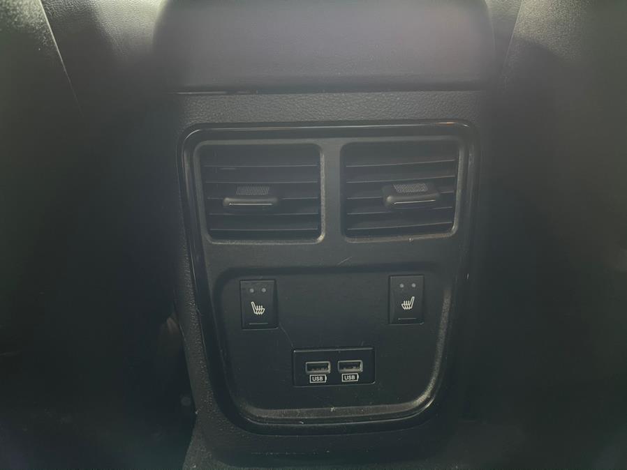 Used Dodge Charger SXT RWD 2019 | 5 Towns Drive. Inwood, New York Used Dodge Charger SXT RWD 2019 | 5 Towns Drive. Inwood, New York