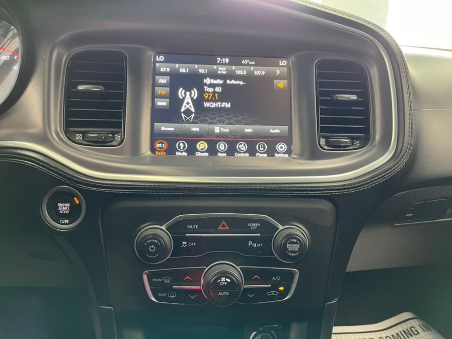 Used Dodge Charger SXT RWD 2019 | 5 Towns Drive. Inwood, New York Used Dodge Charger SXT RWD 2019 | 5 Towns Drive. Inwood, New York