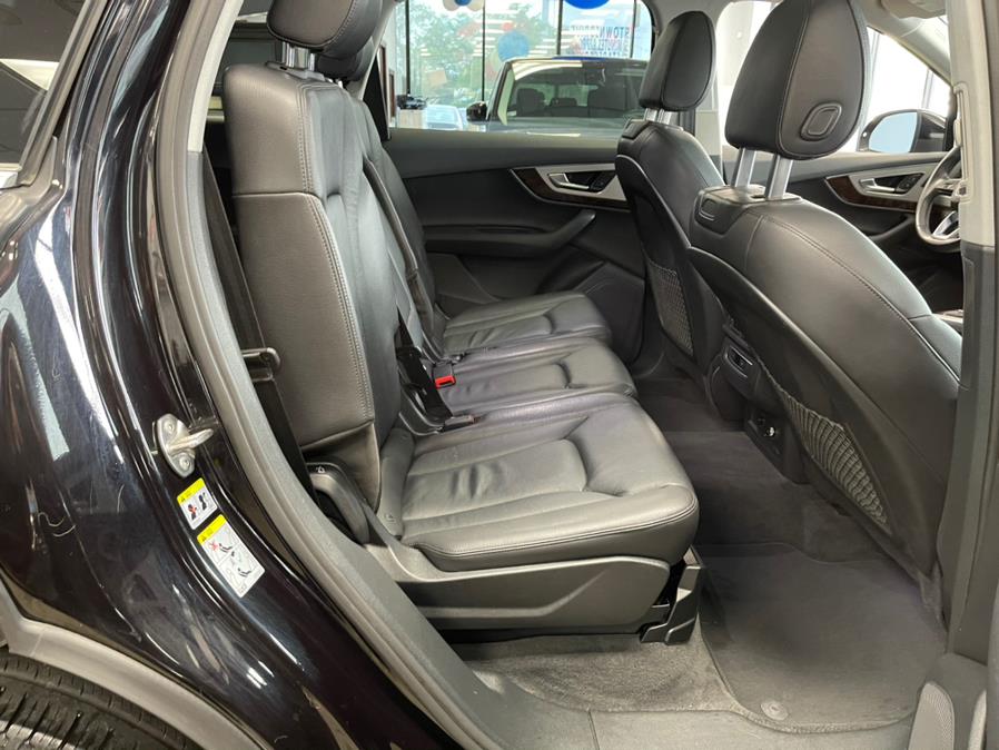 2018 Audi Q7 2.0 TFSI Premium, available for sale in Inwood, New York | 5 Towns Drive. Inwood, New York 2018 Audi Q7 2.0 TFSI Premium, available for sale in Inwood, New York | 5 Towns Drive. Inwood, New York