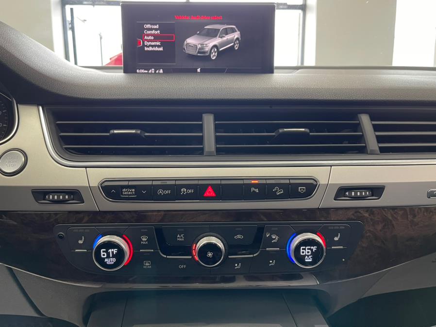 2018 Audi Q7 2.0 TFSI Premium, available for sale in Inwood, New York | 5 Towns Drive. Inwood, New York 2018 Audi Q7 2.0 TFSI Premium, available for sale in Inwood, New York | 5 Towns Drive. Inwood, New York