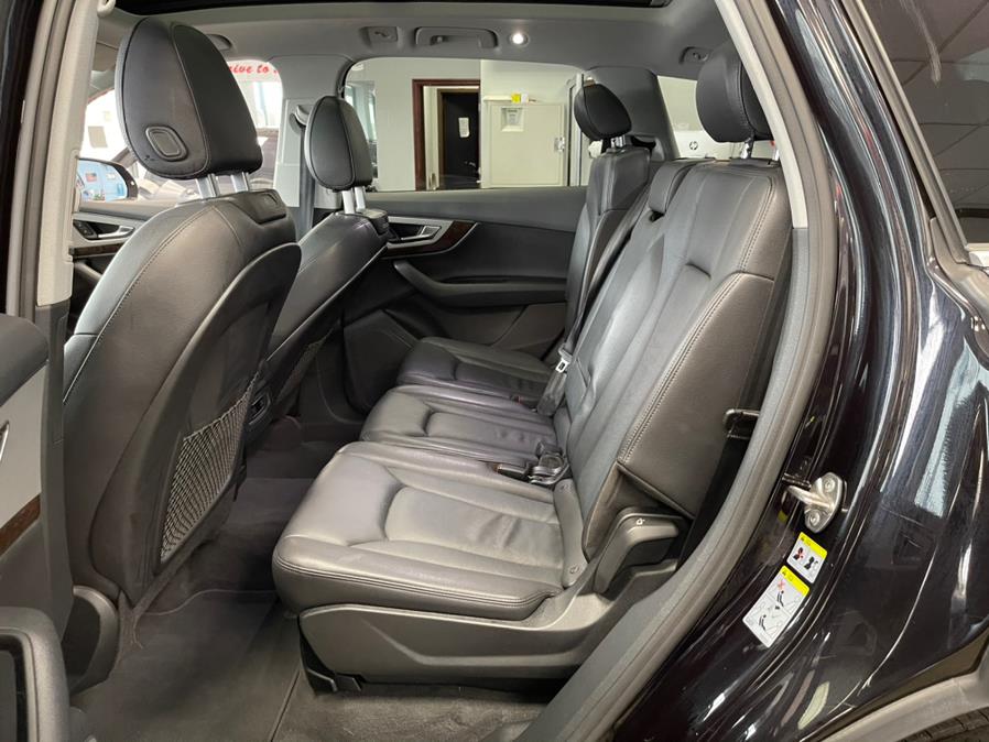 2018 Audi Q7 2.0 TFSI Premium, available for sale in Inwood, New York | 5 Towns Drive. Inwood, New York 2018 Audi Q7 2.0 TFSI Premium, available for sale in Inwood, New York | 5 Towns Drive. Inwood, New York