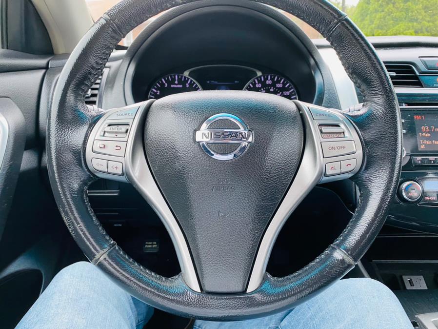 Used Nissan Altima 4dr Sdn I4 2.5 S 2013 | Supreme Automotive. New Britain, Connecticut Used Nissan Altima 4dr Sdn I4 2.5 S 2013 | Supreme Automotive. New Britain, Connecticut