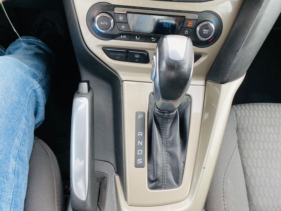 2012 Ford Focus 4dr Sdn SEL, available for sale in New Britain, Connecticut | Supreme Automotive. New Britain, Connecticut 2012 Ford Focus 4dr Sdn SEL, available for sale in New Britain, Connecticut | Supreme Automotive. New Britain, Connecticut
