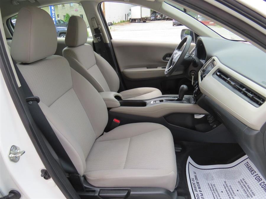 Used Honda Hr-v LX AWD 4dr Crossover 2018 | Lake City Exports Inc. Auburn, Maine Used Honda Hr-v LX AWD 4dr Crossover 2018 | Lake City Exports Inc. Auburn, Maine