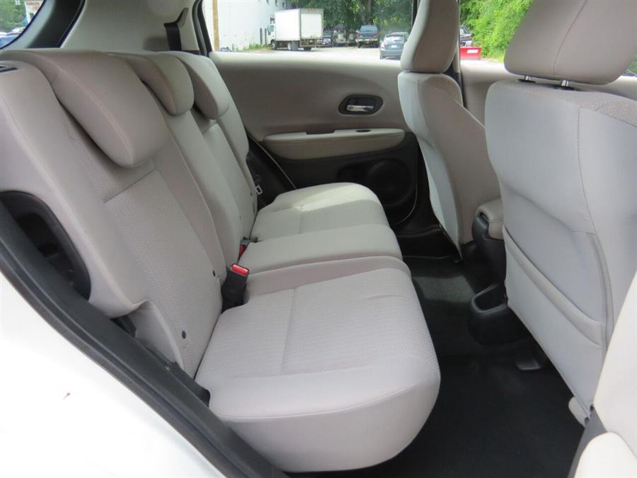 Used Honda Hr-v LX AWD 4dr Crossover 2018 | Lake City Exports Inc. Auburn, Maine Used Honda Hr-v LX AWD 4dr Crossover 2018 | Lake City Exports Inc. Auburn, Maine