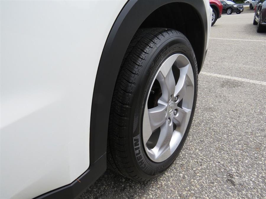 Used Honda Hr-v LX AWD 4dr Crossover 2018 | Lake City Exports Inc. Auburn, Maine Used Honda Hr-v LX AWD 4dr Crossover 2018 | Lake City Exports Inc. Auburn, Maine