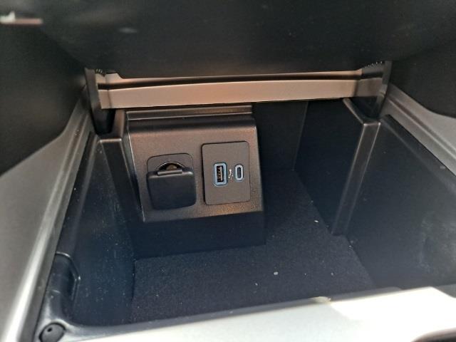 Used Ford Explorer Base 2021 | Blasius Federal Road. Brookfield, Connecticut Used Ford Explorer Base 2021 | Blasius Federal Road. Brookfield, Connecticut