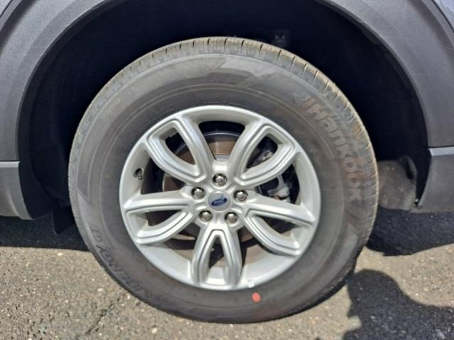 Used Ford Explorer Base 2021 | Blasius Federal Road. Brookfield, Connecticut Used Ford Explorer Base 2021 | Blasius Federal Road. Brookfield, Connecticut