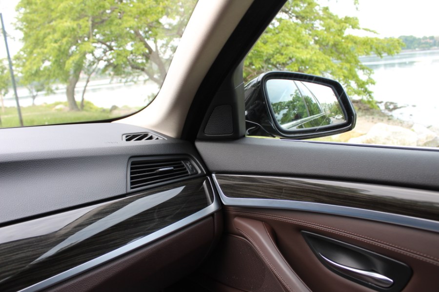 2015 BMW 5 Series 4dr Sdn 535i xDrive AWD, available for sale in Great Neck, New York | Great Neck Car Buyers & Sellers. Great Neck, New York 2015 BMW 5 Series 4dr Sdn 535i xDrive AWD, available for sale in Great Neck, New York | Great Neck Car Buyers & Sellers. Great Neck, New York