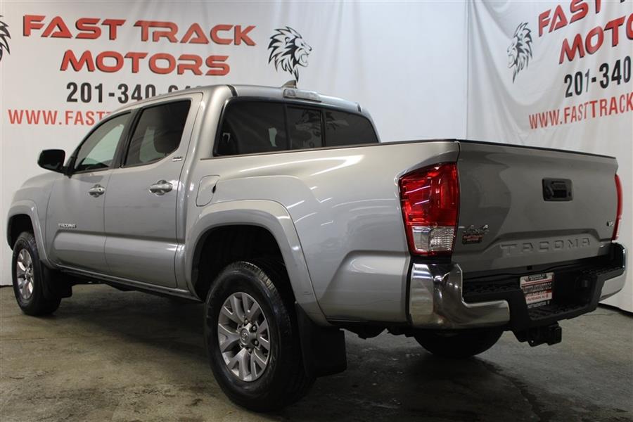 Used Toyota Tacoma DOUBLE CAB 2017 | Fast Track Motors. Paterson, New Jersey Used Toyota Tacoma DOUBLE CAB 2017 | Fast Track Motors. Paterson, New Jersey