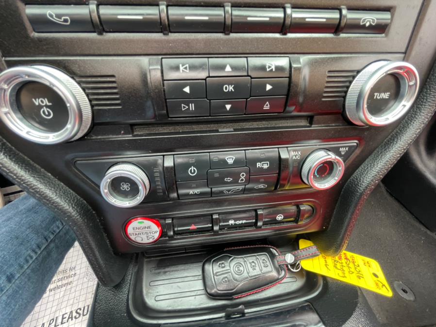Used Ford Mustang 2dr Conv V6 2016 | Brooklyn Auto Mall LLC. Brooklyn, New York Used Ford Mustang 2dr Conv V6 2016 | Brooklyn Auto Mall LLC. Brooklyn, New York