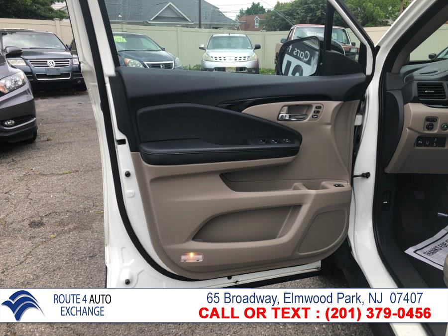 Used Honda Pilot Touring AWD 2018 | Route 4 Auto Exchange. Elmwood Park, New Jersey Used Honda Pilot Touring AWD 2018 | Route 4 Auto Exchange. Elmwood Park, New Jersey