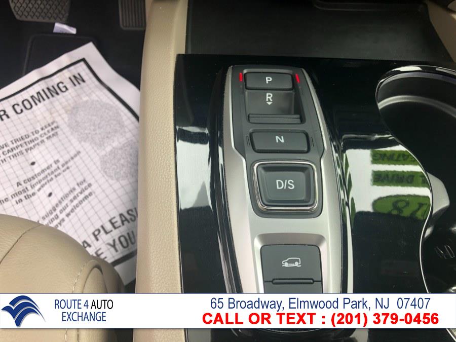 Used Honda Pilot Touring AWD 2018 | Route 4 Auto Exchange. Elmwood Park, New Jersey Used Honda Pilot Touring AWD 2018 | Route 4 Auto Exchange. Elmwood Park, New Jersey