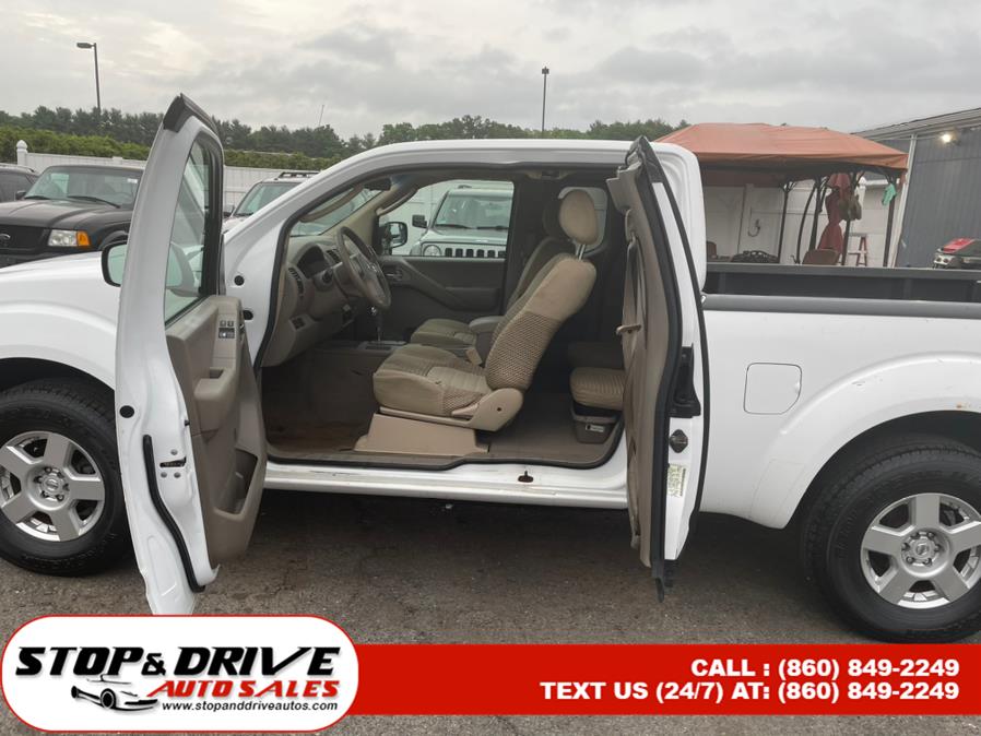 2008 Nissan Frontier 4WD King Cab Auto SE, available for sale in East Windsor, Connecticut | Stop & Drive Auto Sales. East Windsor, Connecticut 2008 Nissan Frontier 4WD King Cab Auto SE, available for sale in East Windsor, Connecticut | Stop & Drive Auto Sales. East Windsor, Connecticut