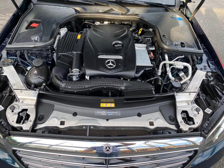 Used Mercedes-Benz E-Class E 300 4MATIC Sedan 2018 | Sunrise Autoland. Jamaica, New York Used Mercedes-Benz E-Class E 300 4MATIC Sedan 2018 | Sunrise Autoland. Jamaica, New York