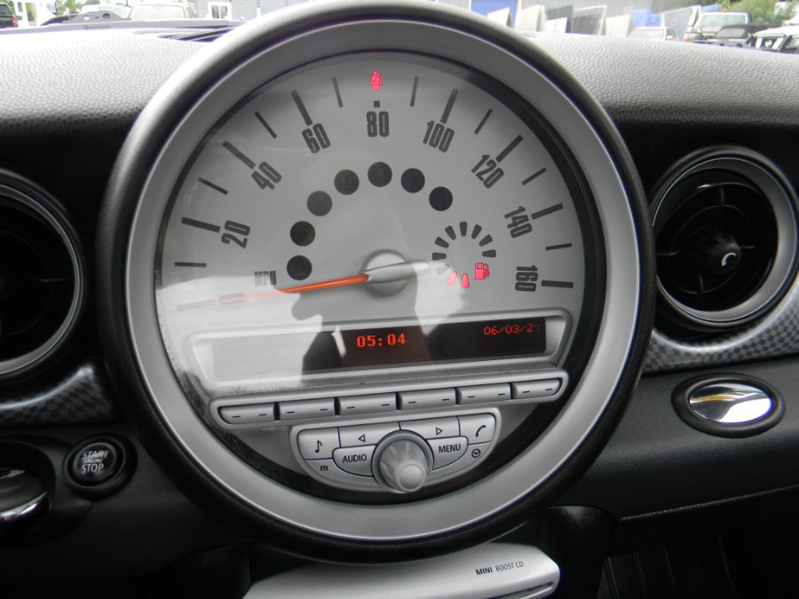 Used MINI Cooper Hardtop 2dr Cpe S 2009 | M&M Vehicles Inc dba Central Motors. Southborough, Massachusetts Used MINI Cooper Hardtop 2dr Cpe S 2009 | M&M Vehicles Inc dba Central Motors. Southborough, Massachusetts